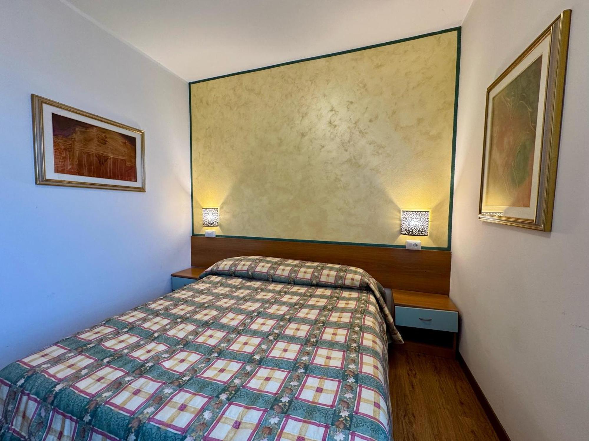 Premium Apartments Peschiera Peschiera del Garda Exteriör bild